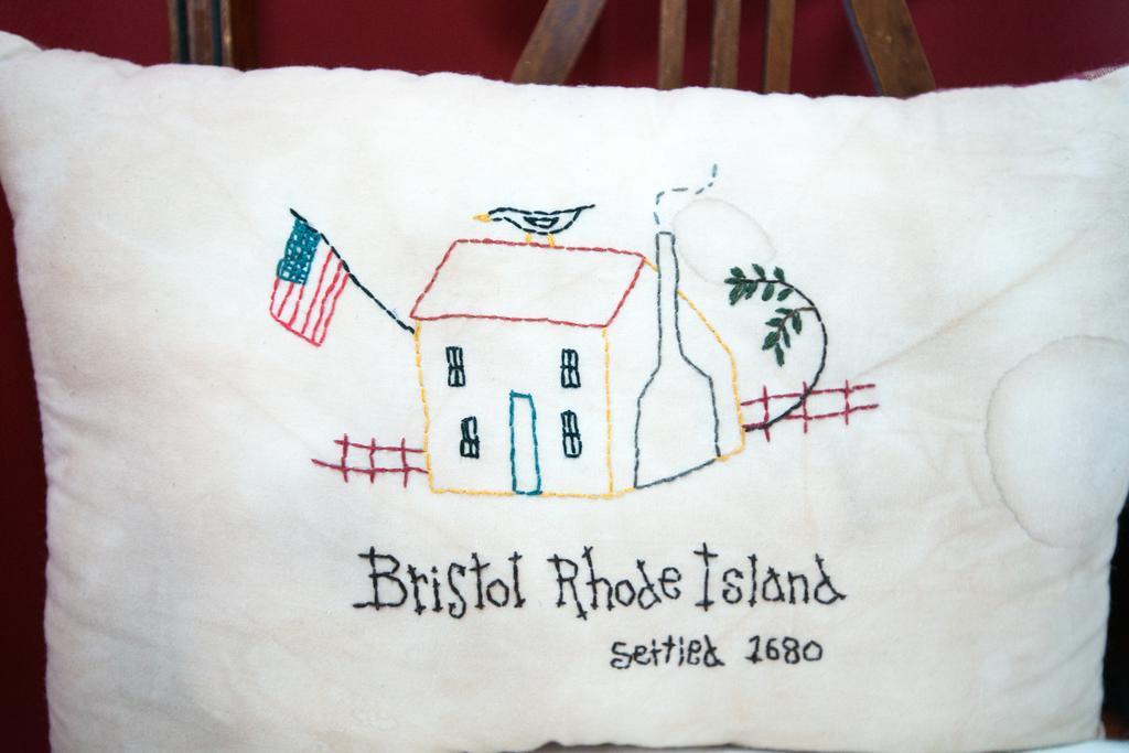 Bristol House Bed & Breakfast Inn Exterior photo